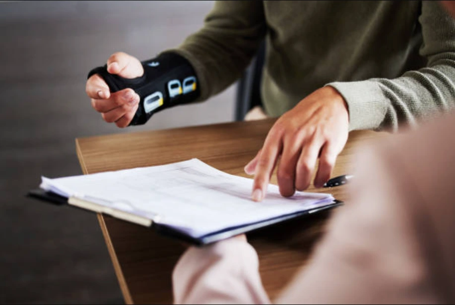 victim with a personal injury lawyer